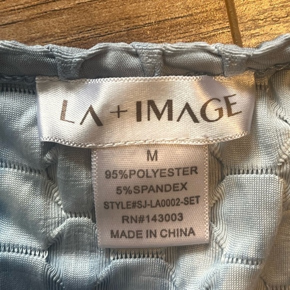 LA + IMAGE Two Piece Outfit, Short Sleeve Tummy Control Crop Top High Waist Sz M - Picture 5 of 7